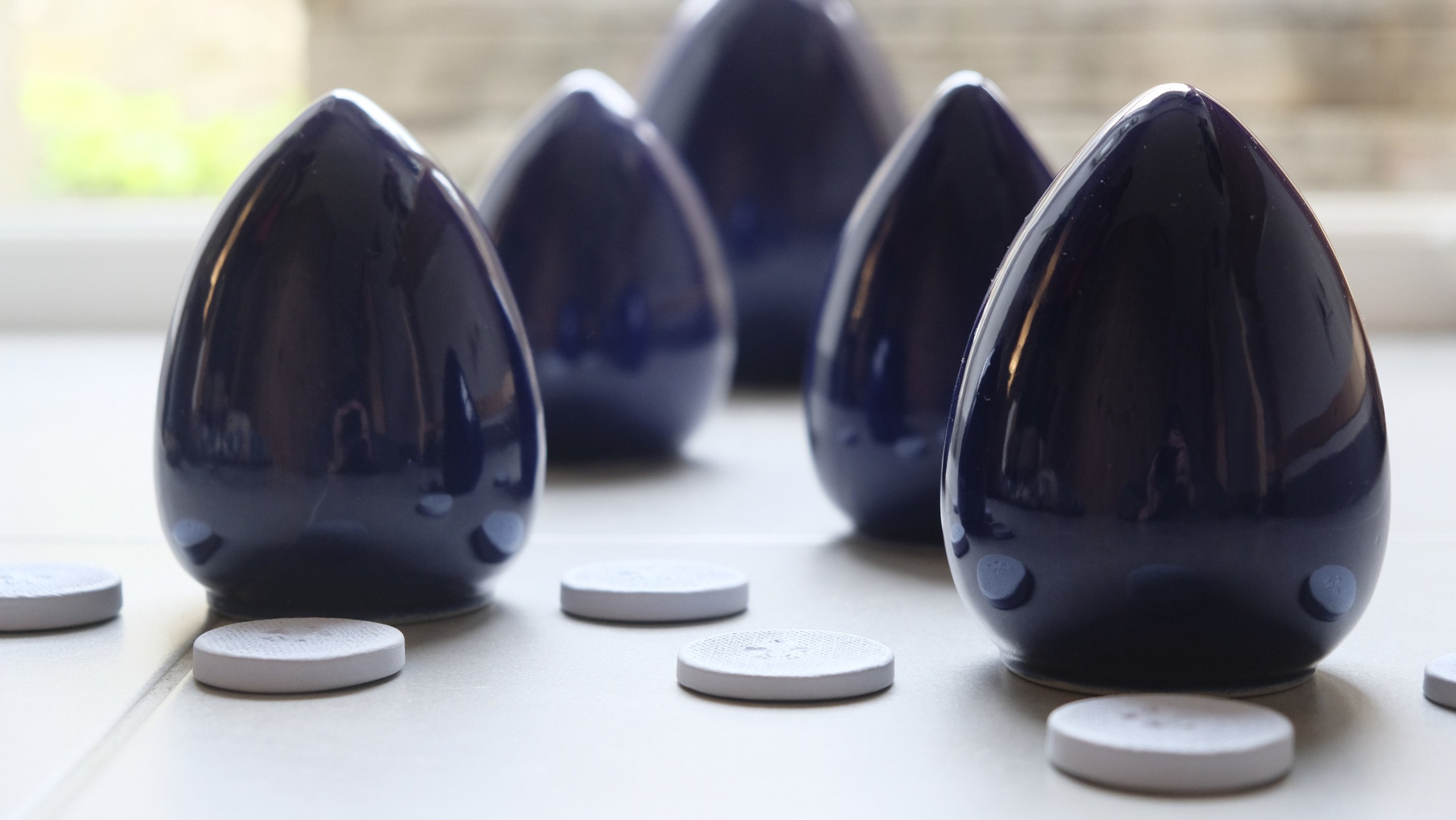 Ovoïdes et céramiques pour biosyntonie